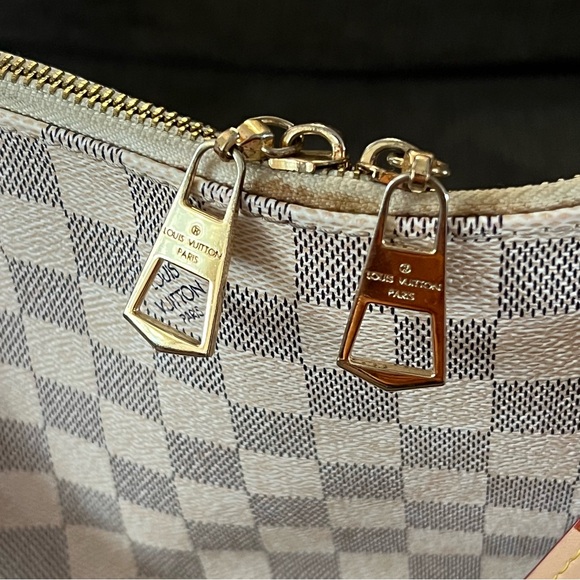 Checkered Designer Tote Bag - Picture 4 of 14